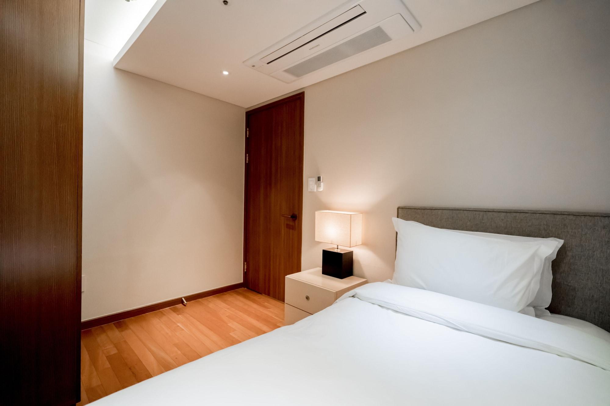Oriens Hotel & Residences Myeongdong Seul Exterior foto